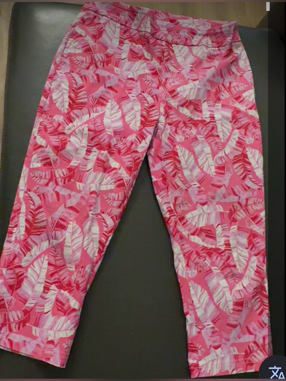 Women Pink Leaf-Print Capri Leggings